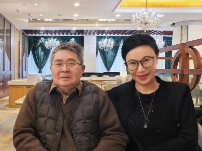 梨花洒落而满地金黄——悼念杨匡汉先生